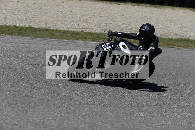 /15 22.05.2026  Plüss Moto Sport  Discover the Bike ADR /Gruppe gruen - Bike 1/44